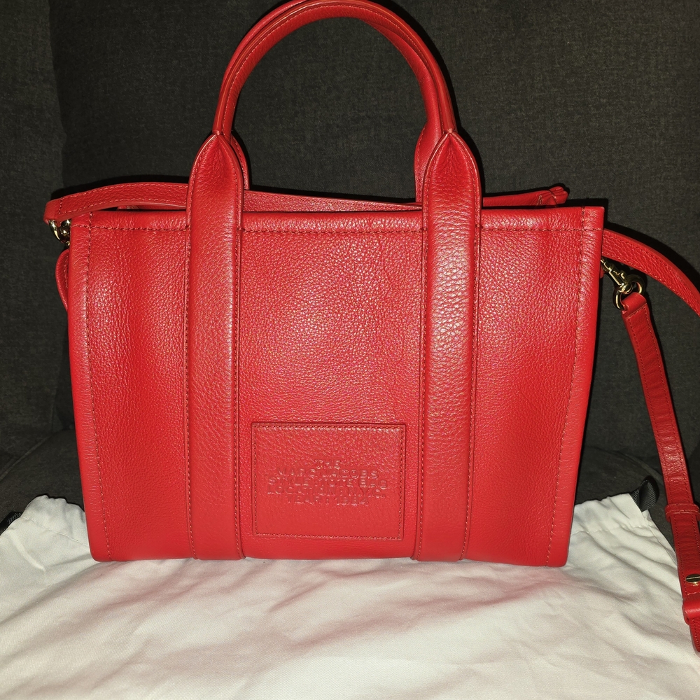 Marc Jacobs Medium Red The Tote Bag - Picture 3 of 4